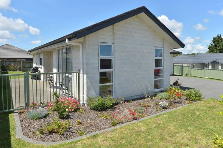 15 Rolling Stone Rise Tikipunga_8