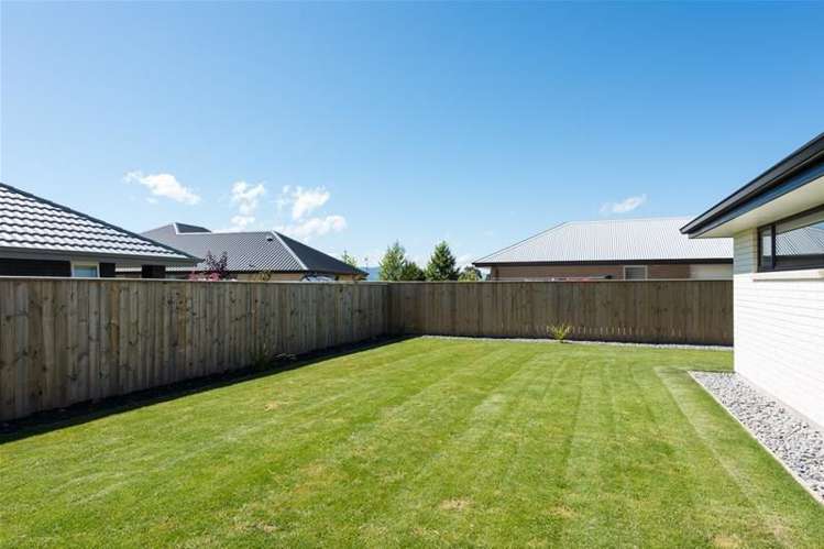 12 Rifle Range Place Witherlea_14