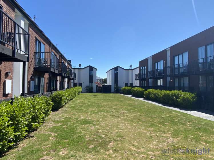 22/17 Bunyan Street Waltham_2