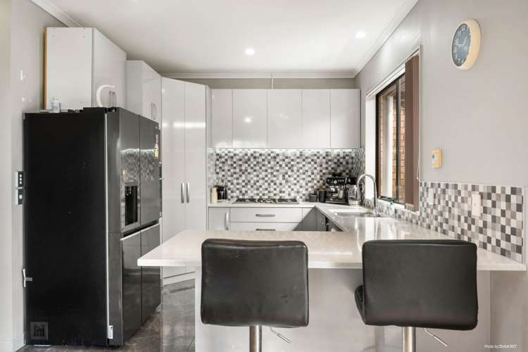 5 Craigavon Drive East Tamaki_1
