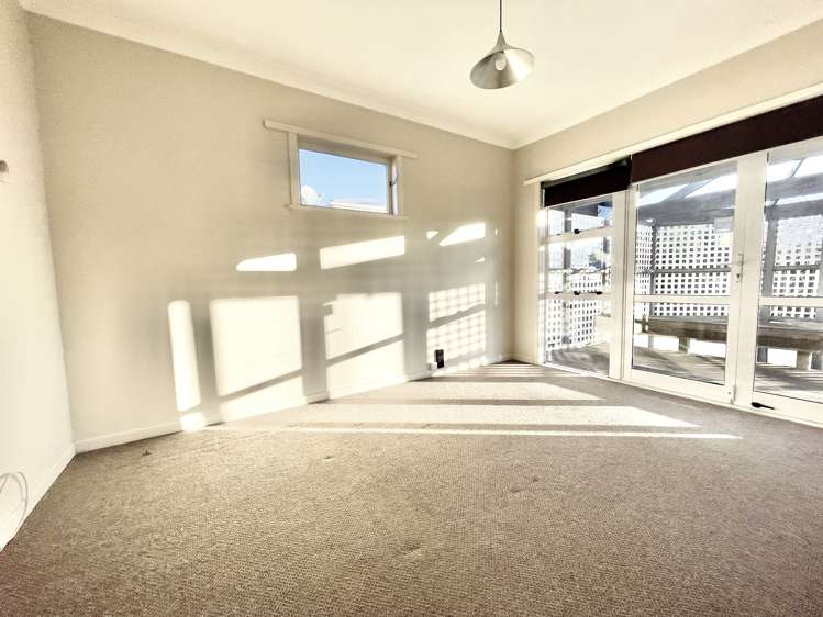 1/213 Te Atatu Road Te Atatu South_14