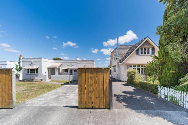 4 and 8 Russell Street Palmerston North_0