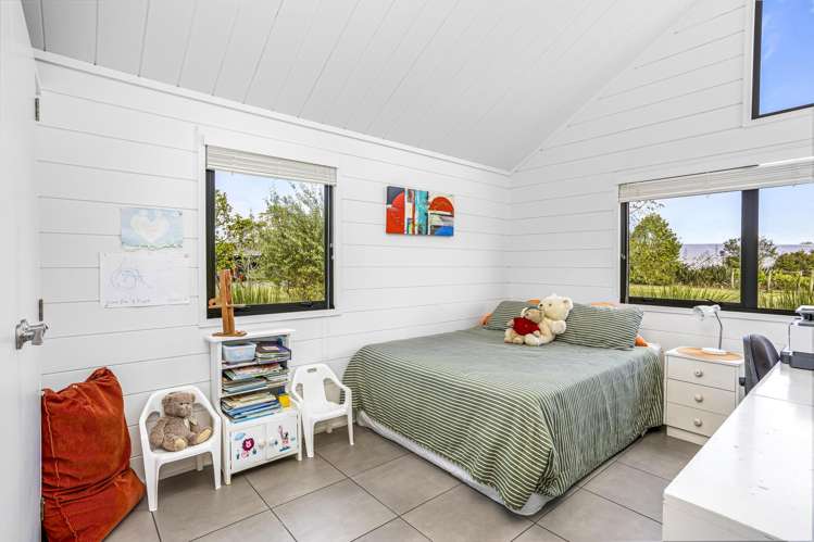 73 Motu Road Kumeu_8