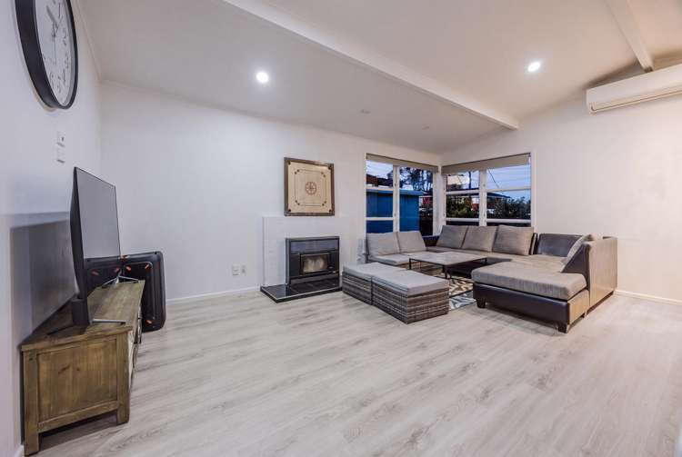 1/61 Hillside Road_1