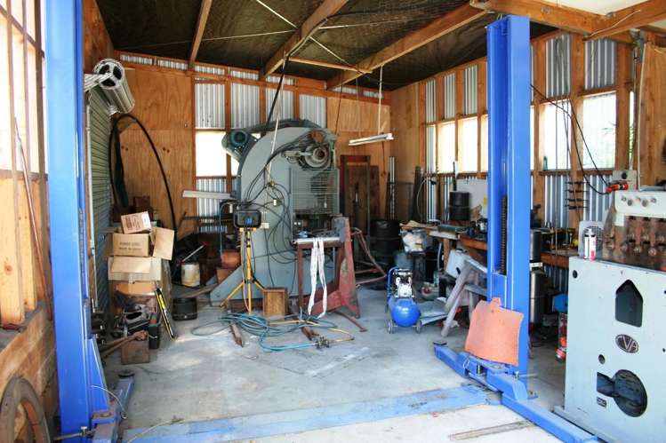 32 Waitawheta Road Waikino_14