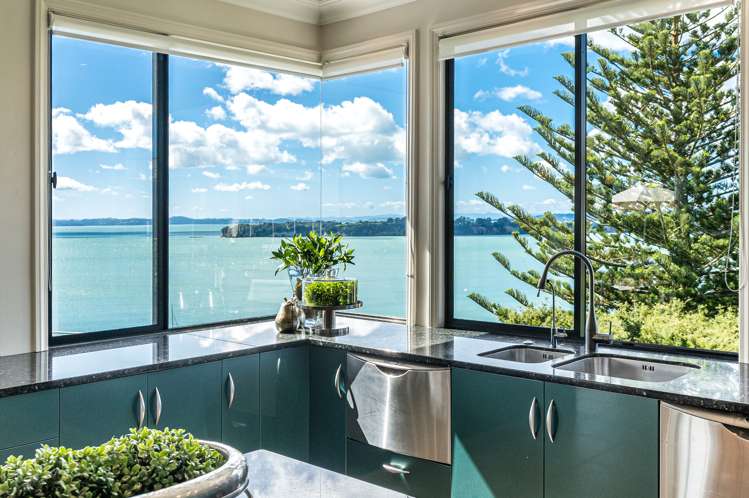 633 Riddell Road Glendowie_6