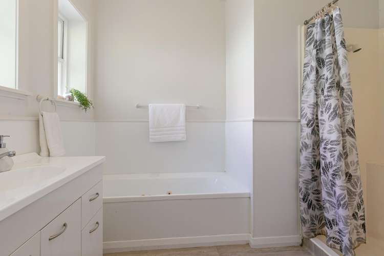 145a Onslow Road Khandallah_11