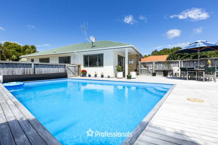 8 Carlow Grove Birchville_19