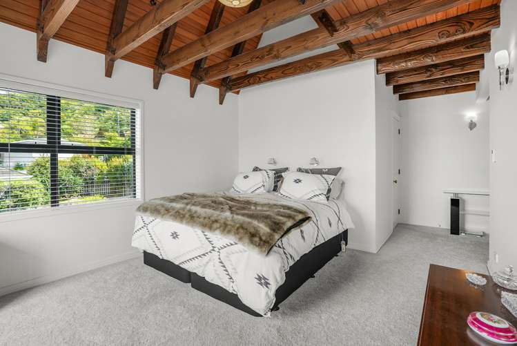 59 Miromiro Road Normandale_14