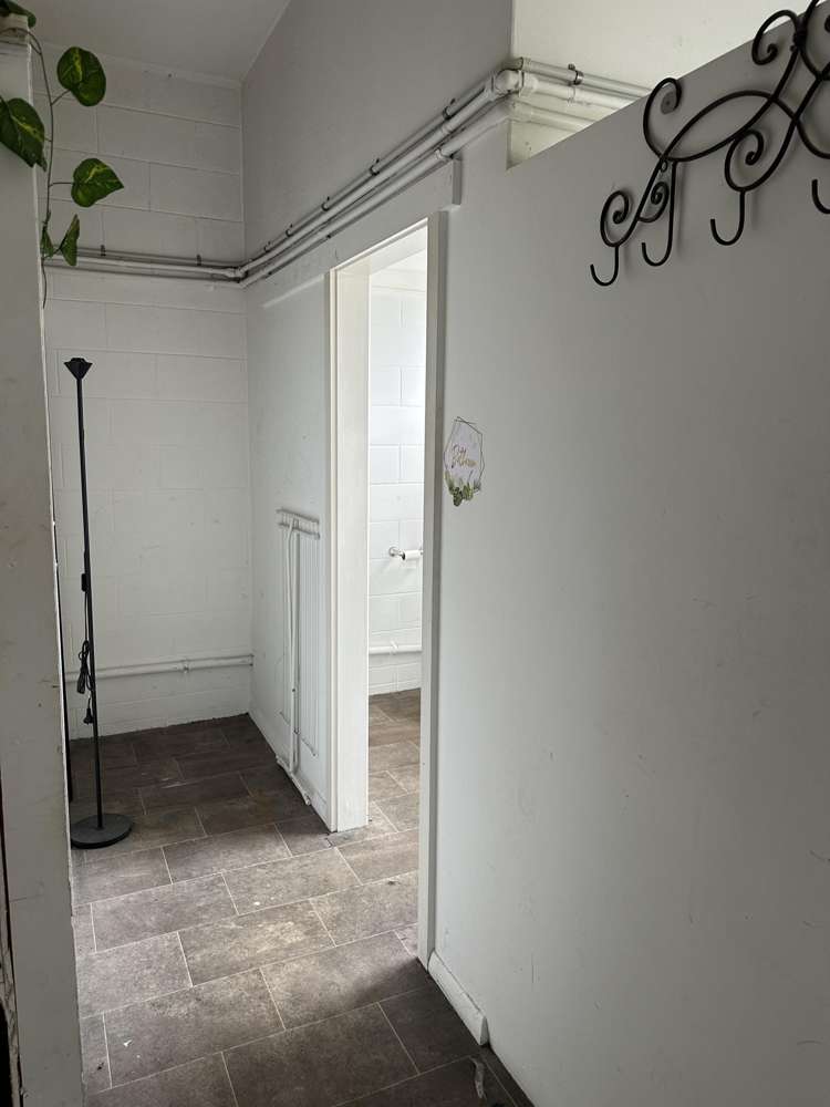 Shop 4, 47 Main North Road Woodend_5