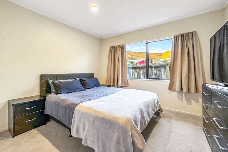 8 Maurice Borich Place Henderson_15