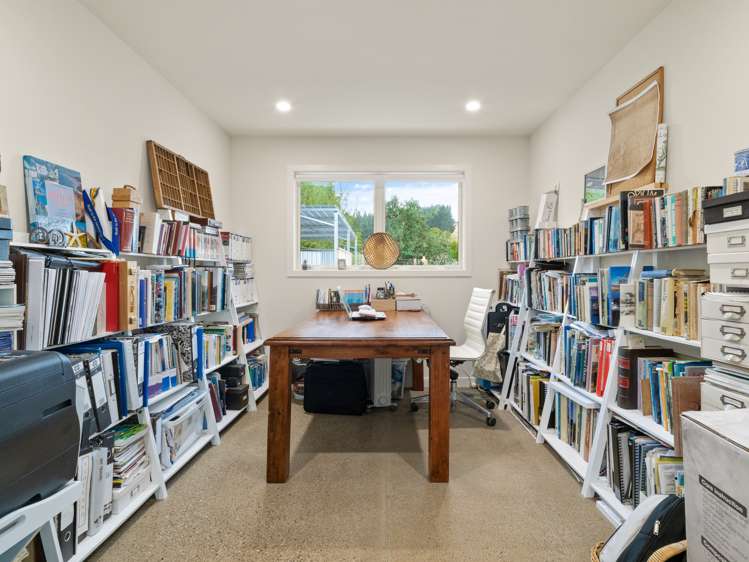 26 Irvine Street Lawrence_16