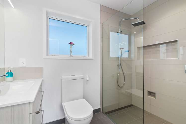 9 Broadcast Lane Rangatira Park_9