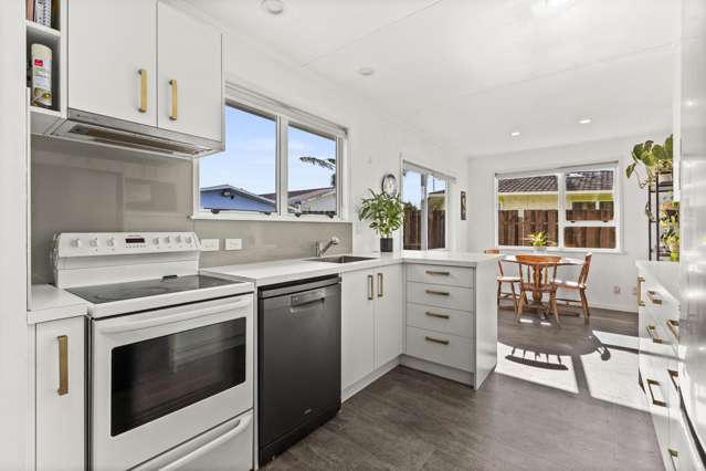 Tamatea Family Home Must Sell
