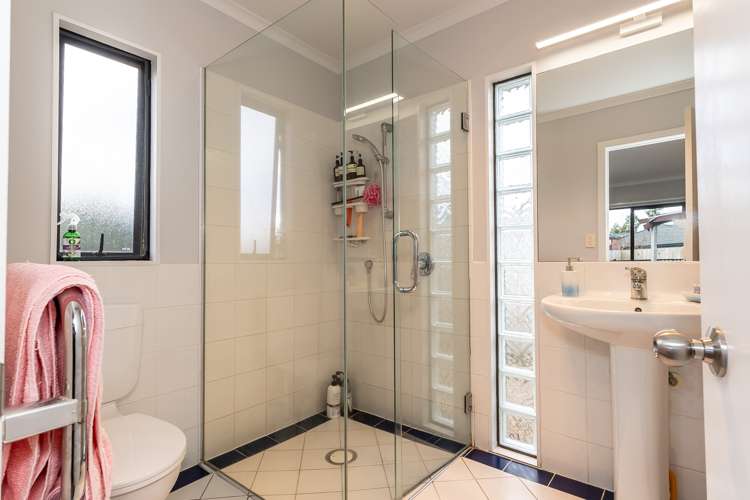 50 Cairns Crescent Rototuna_12