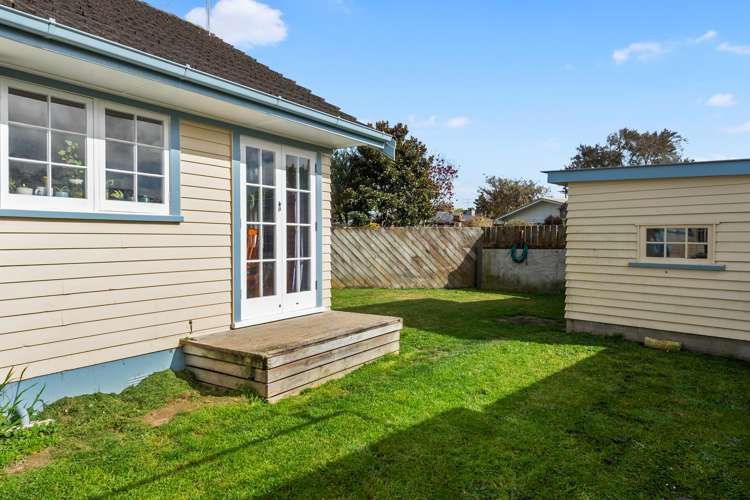 7 Southsea Crescent Silverdale_14