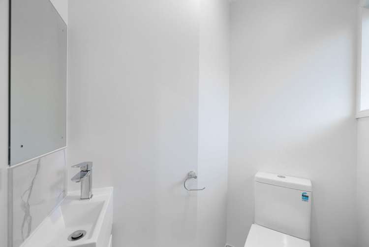 19 Brooke Road Red Hill_16