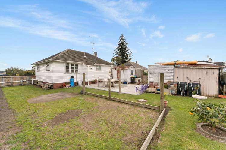 29 Twentythird Avenue Gate Pa_13