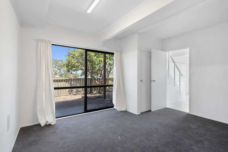 15a Abbotleigh Avenue Te Atatu Peninsula_7