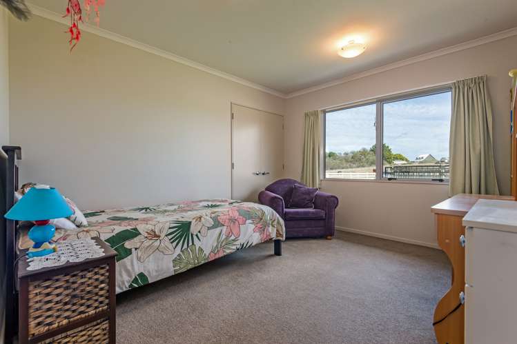 2 Tararua Drive Himatangi Beach_10