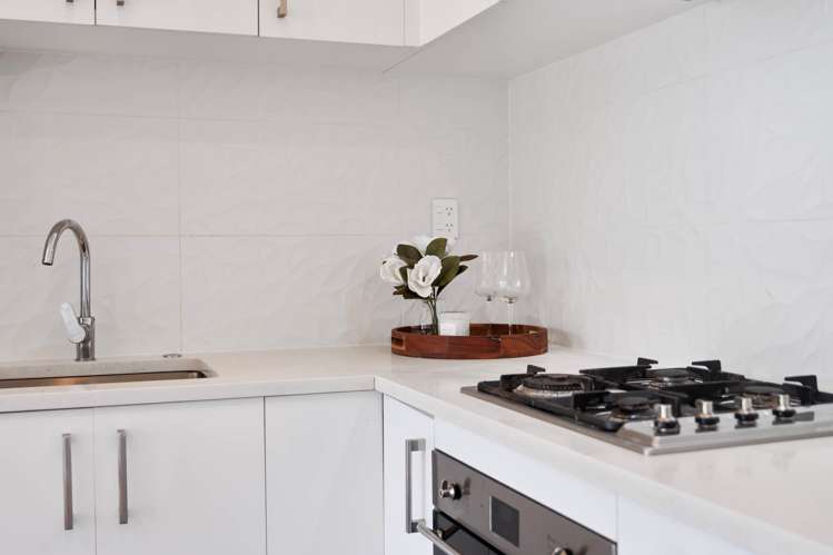 44 Biovoko Street Massey_8
