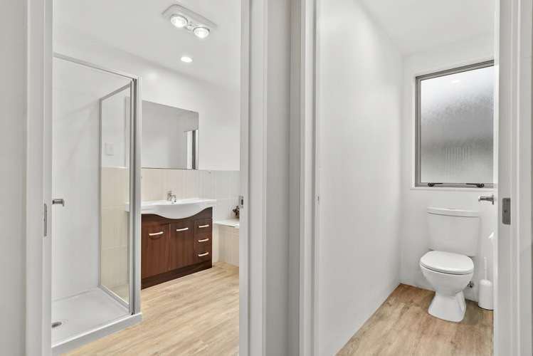 6 Phar Lap Crescent Takanini_16