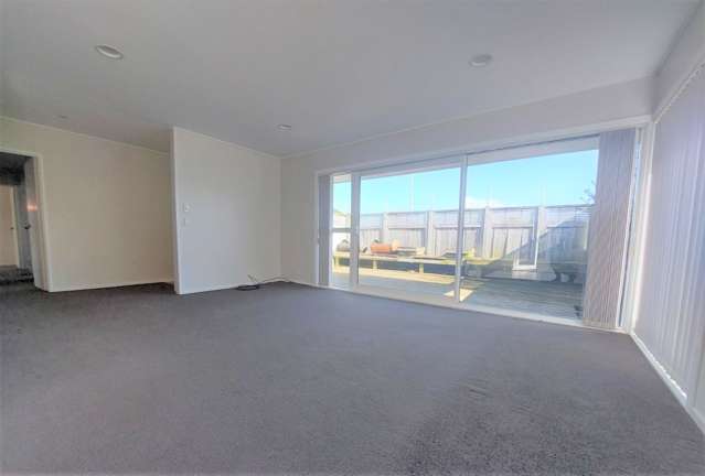 22 Walworth Avenue Pakuranga Heights_1