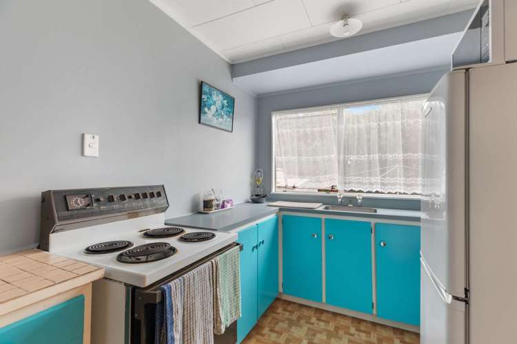 13 Wroughton Crescent Otara_10