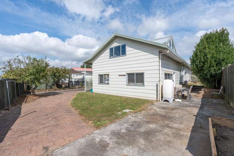 441 Kahikatea Drive Dinsdale_15