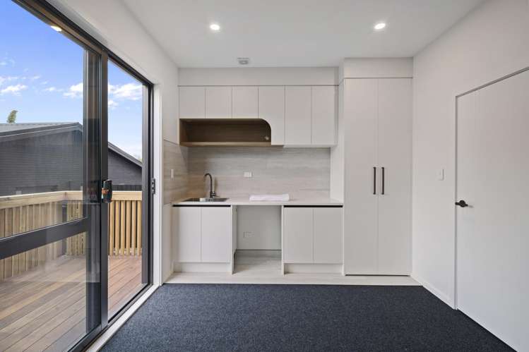 94 Takutai Avenue Half Moon Bay_9