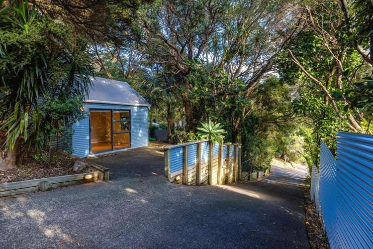 33 Crescent Road East Ostend_25
