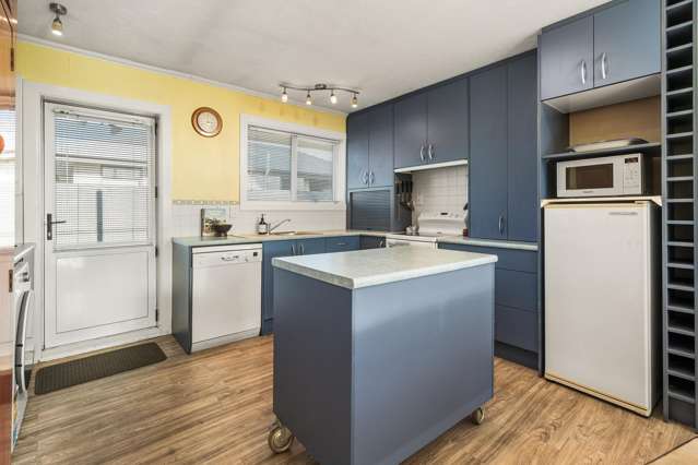 2/111A Rose Street Somerfield_3