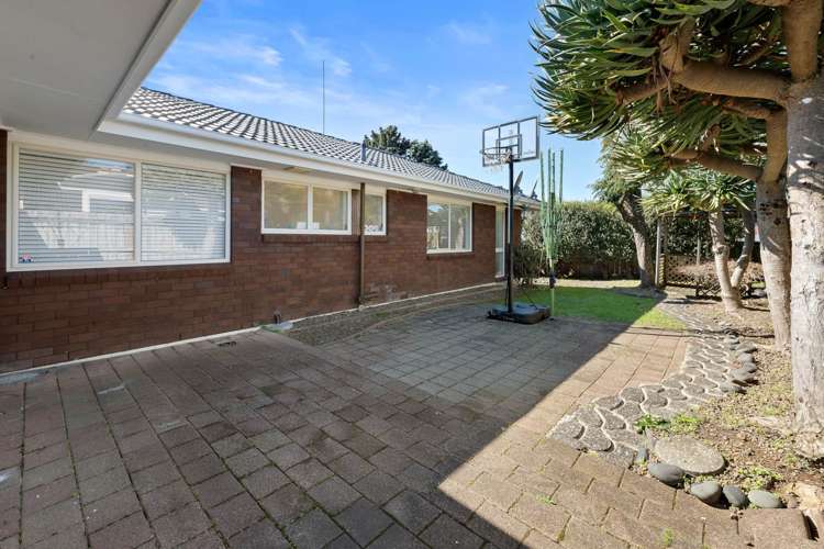 13 Carriage Close Northpark_21