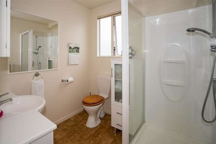 M/38 English Street Sockburn_10