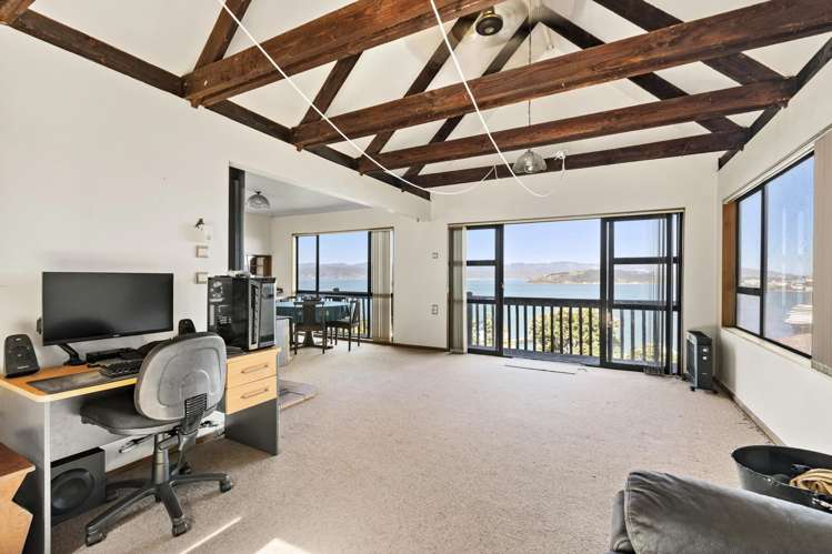 1 & 2/60 Barnard Street_4