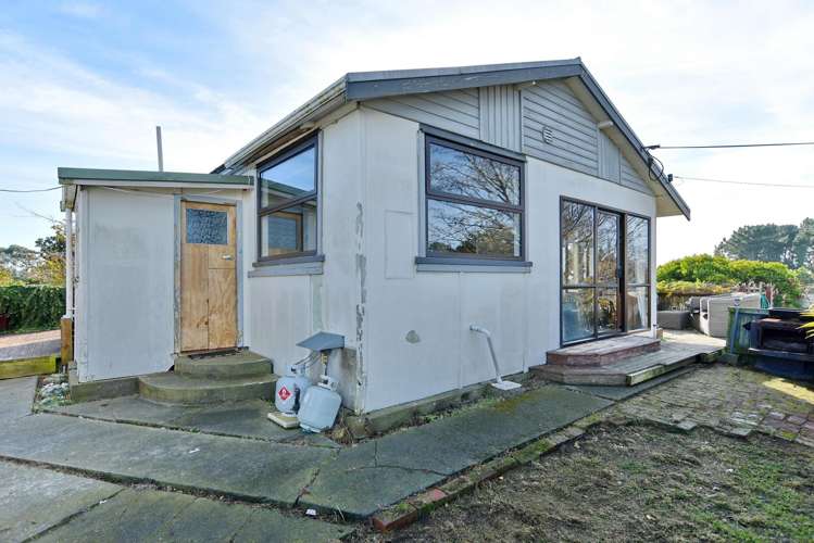 47 Batten Grove The Pines Beach_24