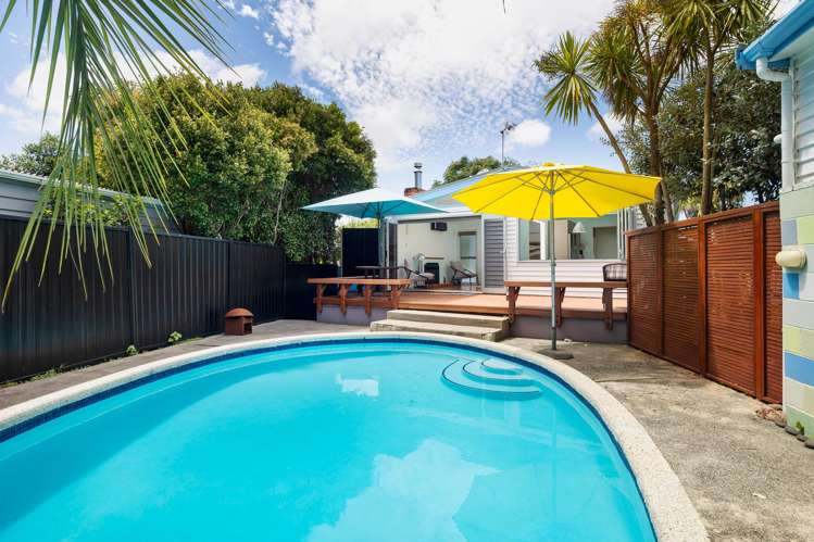 117 Methuen Road New Windsor_13