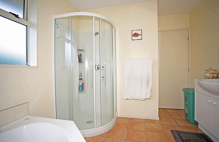 393a Yaldhurst Road Russley_13