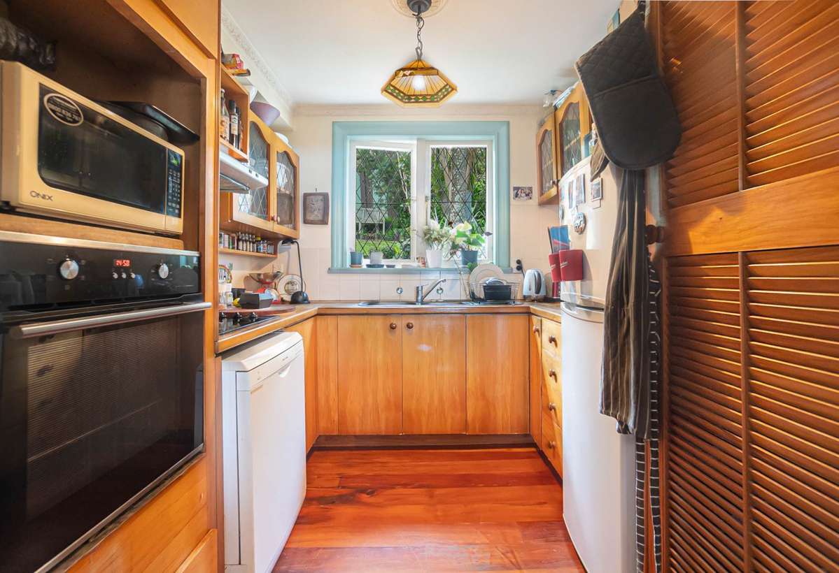 82 Beachcroft Avenue_2