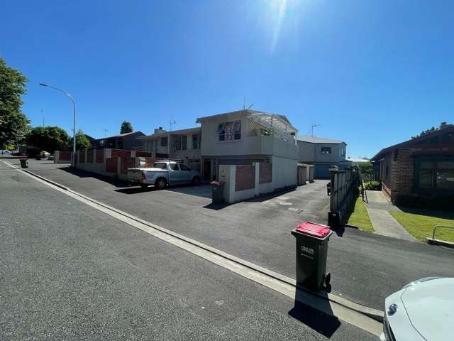 Hidden Private Gem. City North end