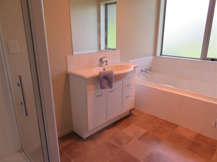 155 Summerhill Road Cust_12