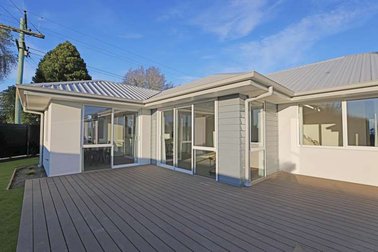 247 Racecourse Road Allenton_29