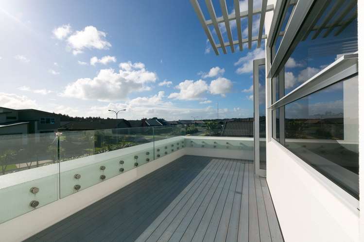 8 Saint Andrews Parkway Waiwhakaiho_5