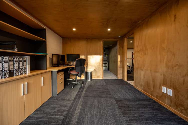 36 Durie Road Aorangi_25
