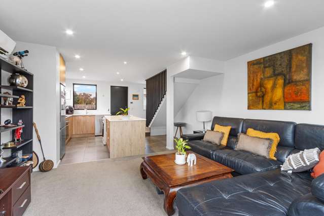 1/61 Peverel Street Riccarton_3