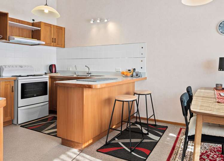 3/121 Kamo Road Kensington_3