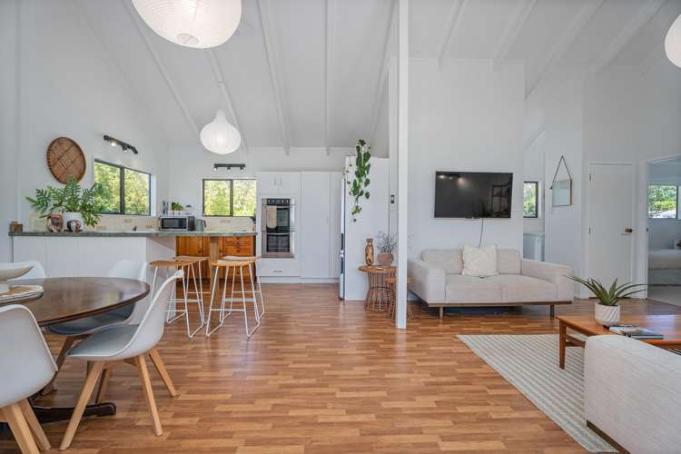 32 Captain Cook Road Cooks Beach_10