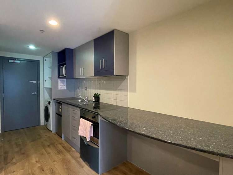 1008/76 Wakefield Street City Centre_5