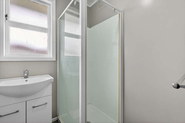 37 Bruce Road Glenfield_12