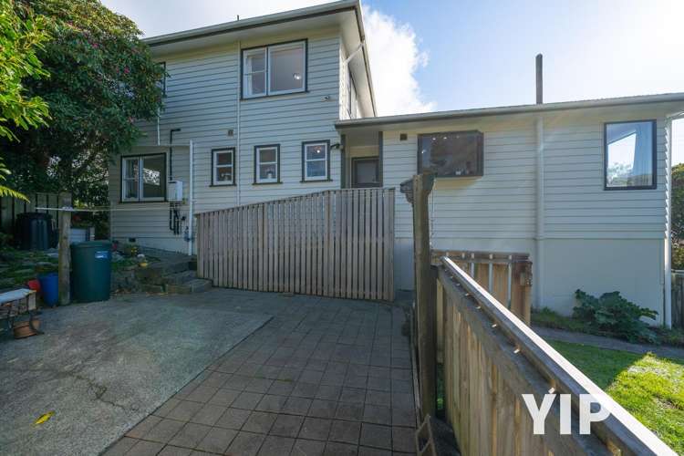 2 Griffiths Grove Newlands_17